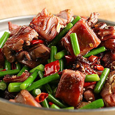 哪些食品与狗肉相克?
