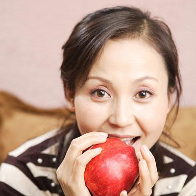 女人熬夜吃什么水果好