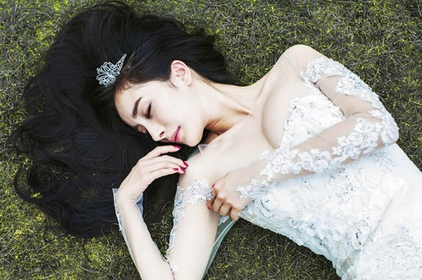 杨幂秘授妆容大法   让你成清新甜美小公主